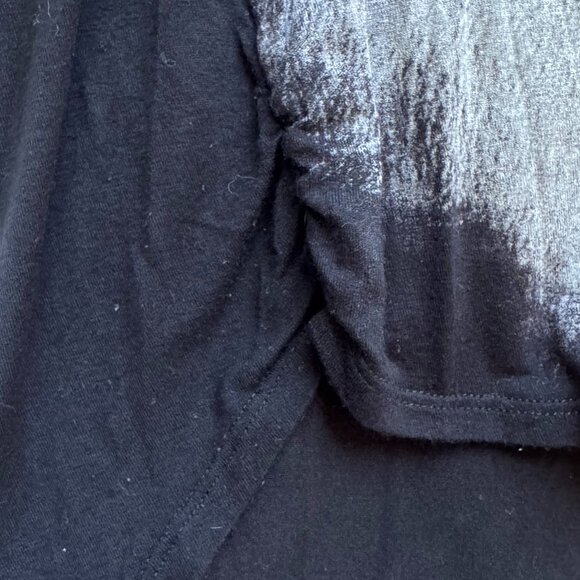 Lion Face Tee Women's Black has Beautiful Lion Graphic Beaded Eyes Goth Size XL - Picture 4 of 8